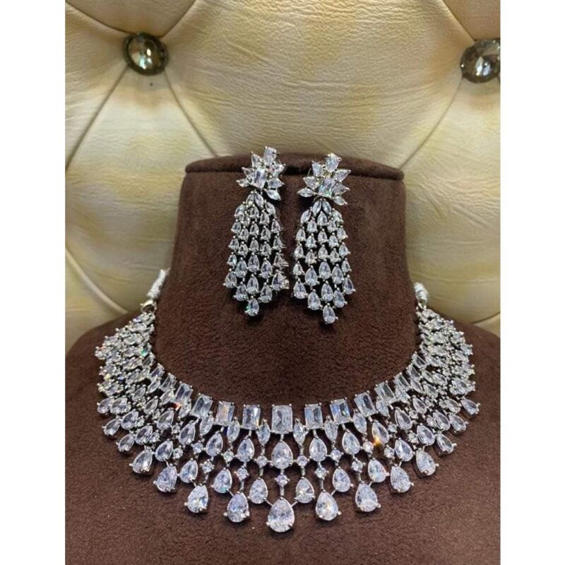 Adjustable American Diamond Necklace - Image 3