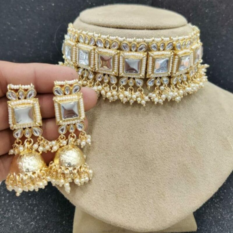Chick Necklace Set