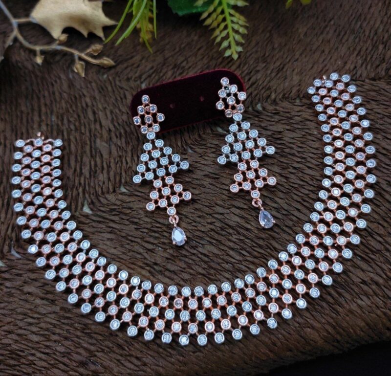 Kundan Style American Diamond Necklace - Image 4