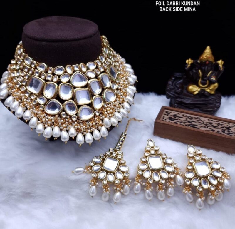 Party Wear Kundan Necklace Set