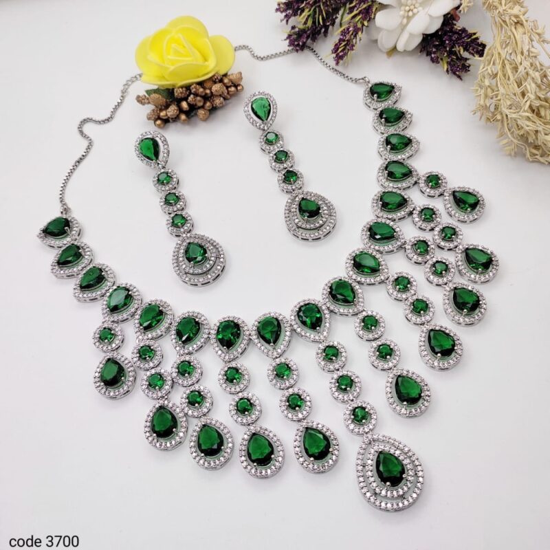 Flexible Pendant Necklace - Image 3